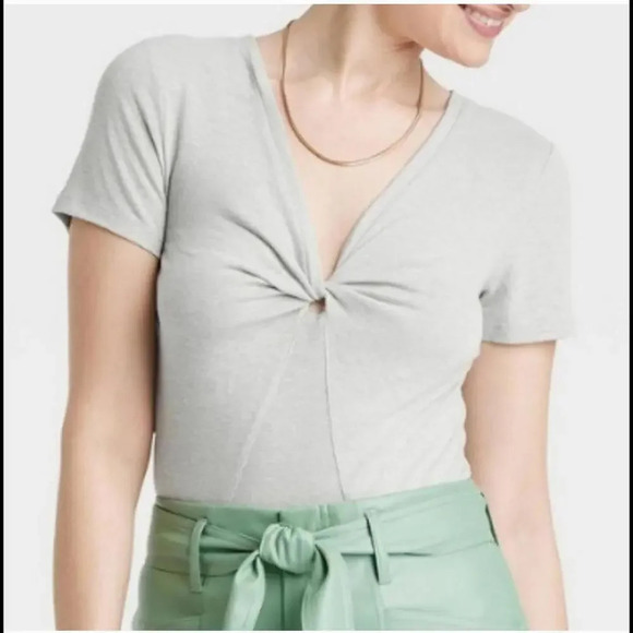 NWT a new day Green V-Neck Twist Front Blouse Top Size X-Small XS - Picture 1 of 12